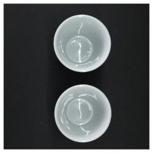 Porcelænskrus fra Aida (str. 11 x 9 cm)