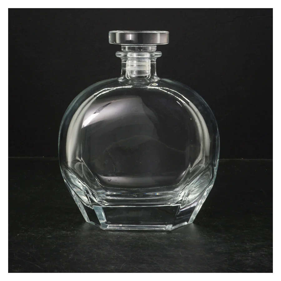 Karaffel til drikkevarer (str. 19 cm. 70 cl)