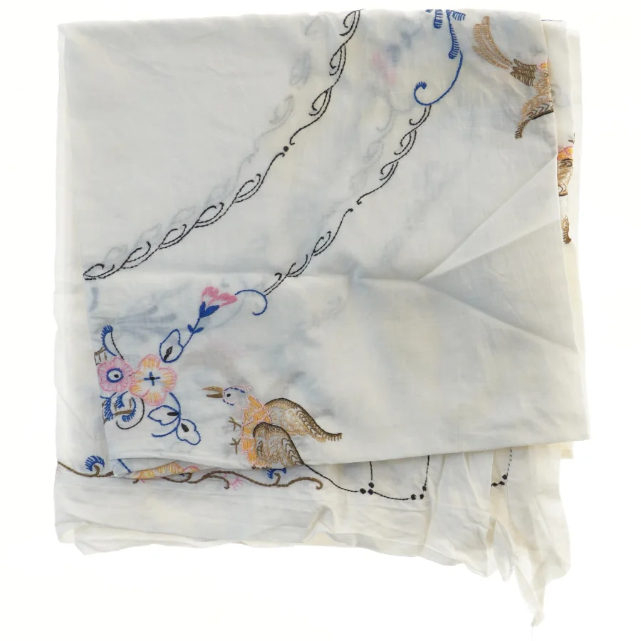 Broderet dug (str. 120x120 cm)