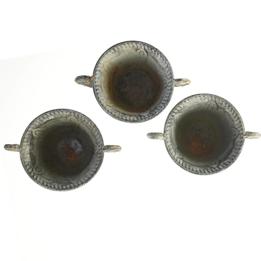 3 Antikke store trofævaser (str. 23 cm)