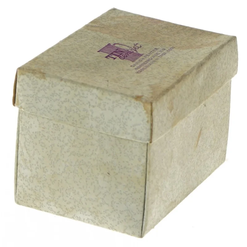 4 små tinvaser fra Tincentret (str. 5 cm)