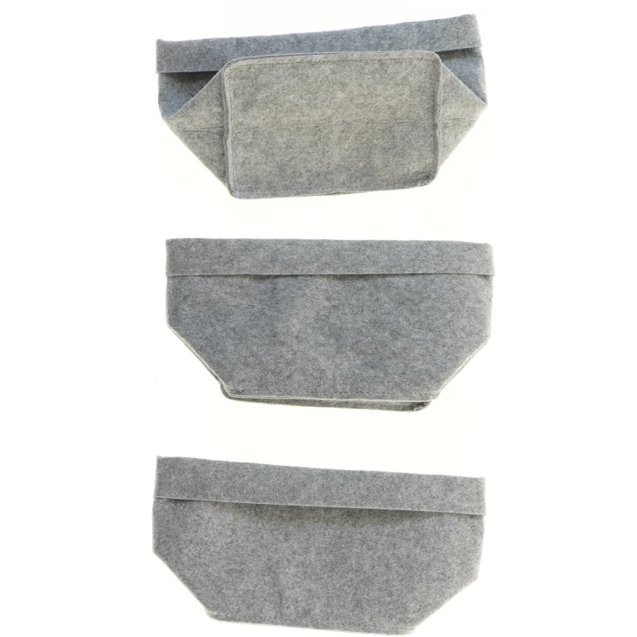  Til opbevaring i filt   (str. 30x13 cm)