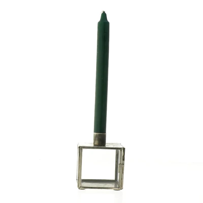 Lysestage på glasfirkant til dekoration