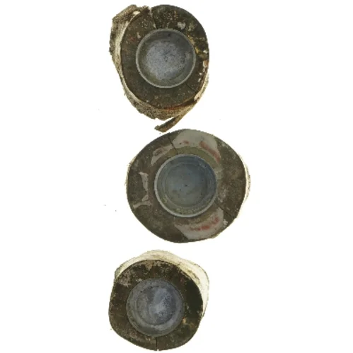 Sæt med tre lysestager i træ (str. 10-20 cm)