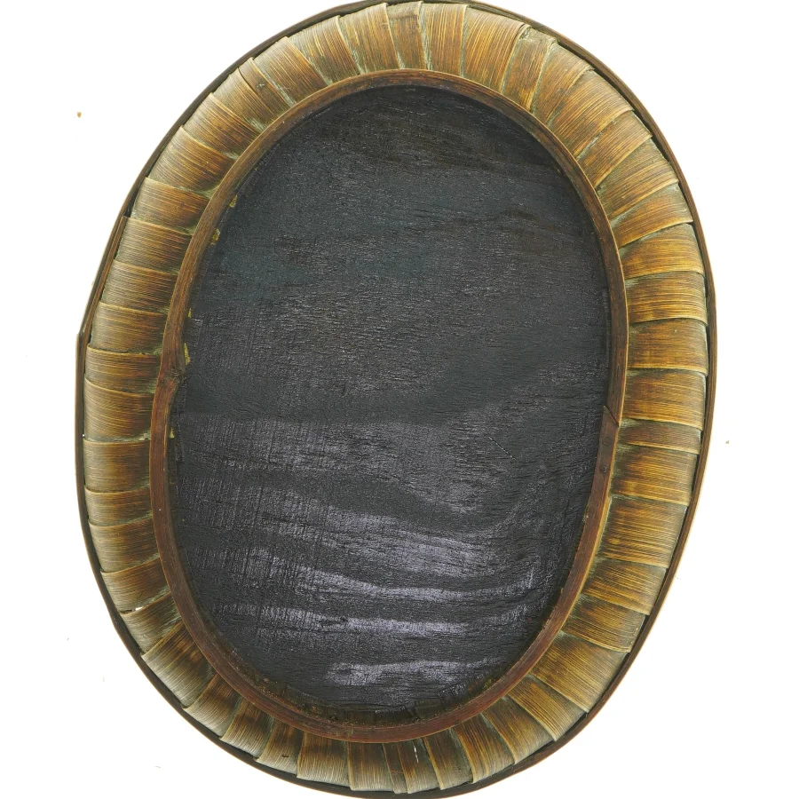 To flettede træfade