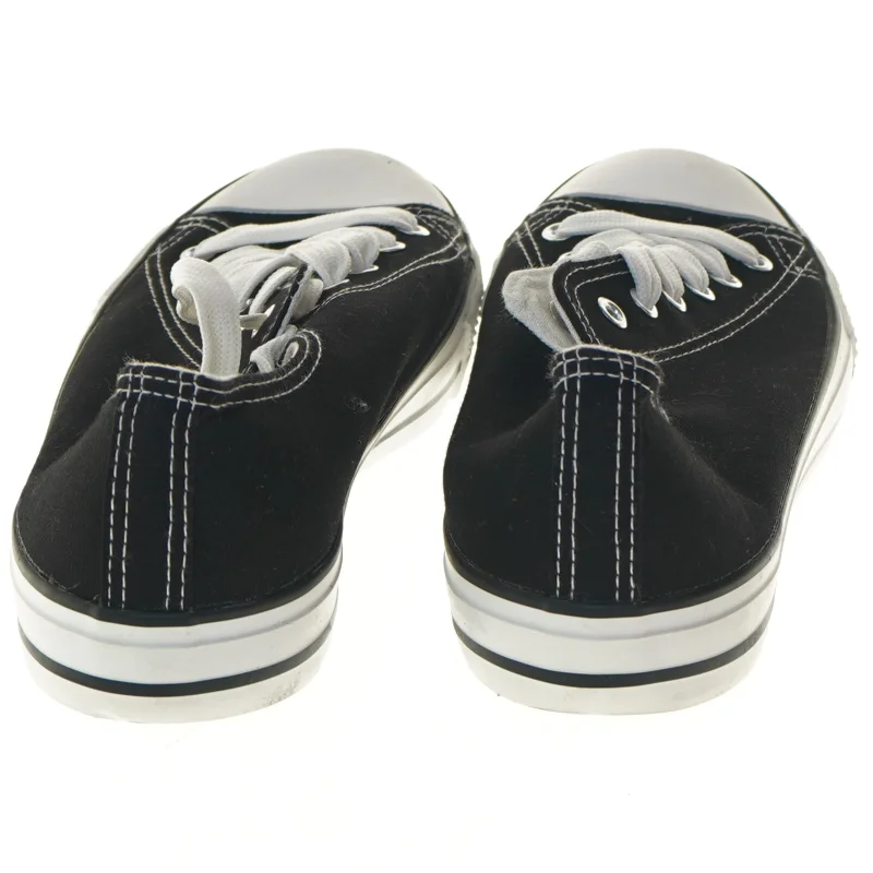  Nye Sorte canvas sneakers fra VRS (str. 44 )