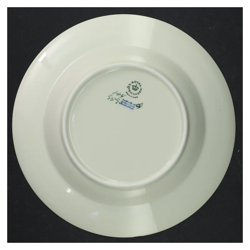 Hjertegræs Porcelænstallerken med blomstermotiv fra Royal Copenhagen (str. 21,5 cm)