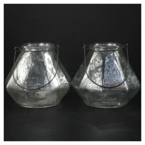 2 Glaslanterner med hank (str. Ø. 15 cm. )