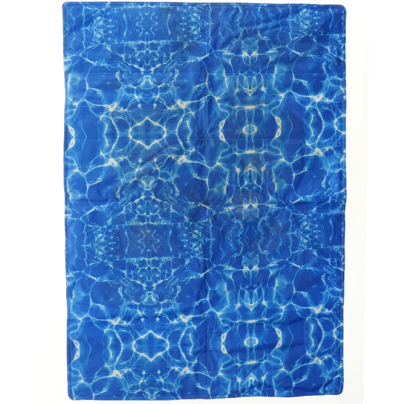 AniOne kølemåtte fra AniOne (str. 98,5x70 cm)