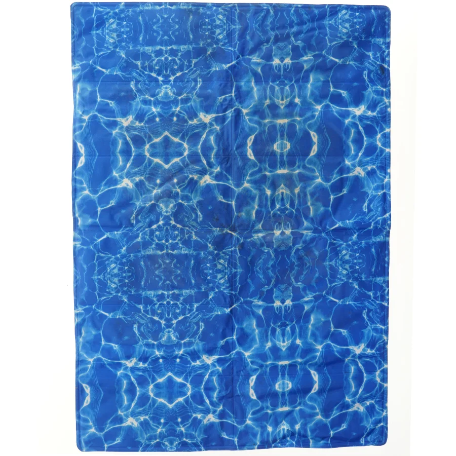 AniOne kølemåtte fra AniOne (str. 98,5x70 cm)