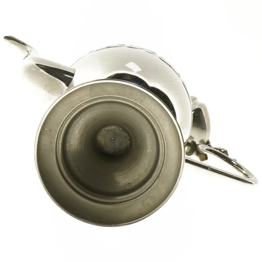 Sølvkande med mønster (str. 27,5 cm)