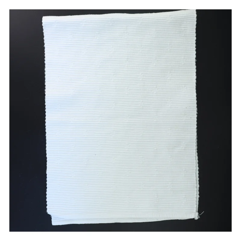 Hvid bordløber (str. 80x33 cm)