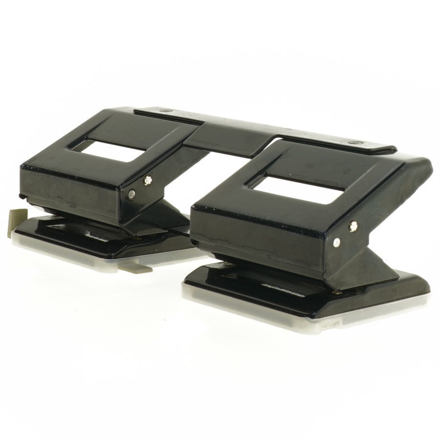 Dobbelt hulmaskine fra Brause Brause (str. 27 x 10,5 x 8,5 cm)