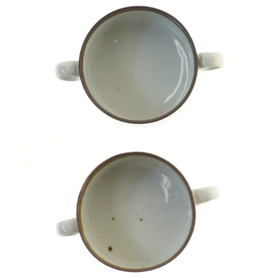 Sæt af to hvide suppeskåle med håndtag fra Dansk  (str. Ø 12x5 cm)