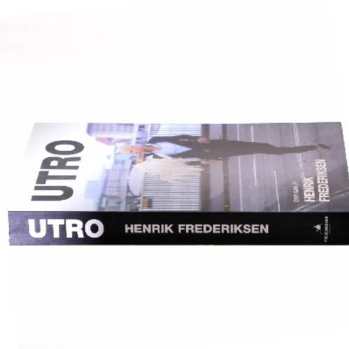 Utro af Henrik Frederiksen (f. 1965) (Bog)