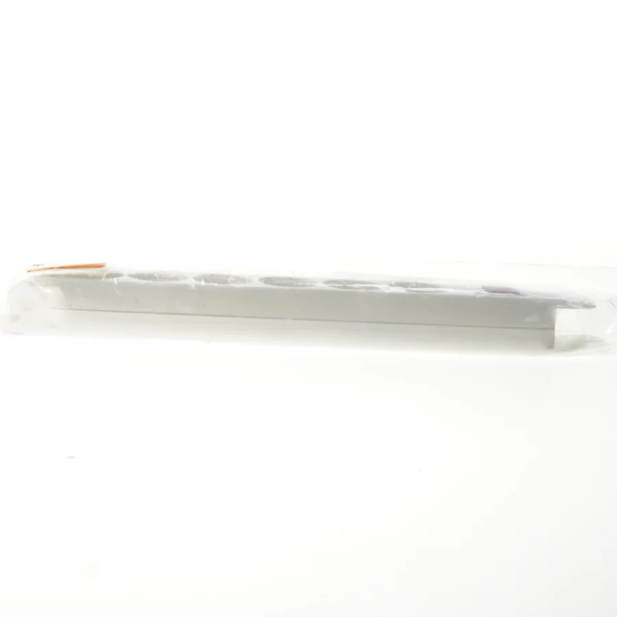 6-udtag stikdåse med jord med afbryder fra SEKO (str. 40 cm)