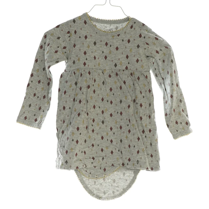 Kjole med inder bodystocking fra Sofie Schnoor (Str. 18 mdr)