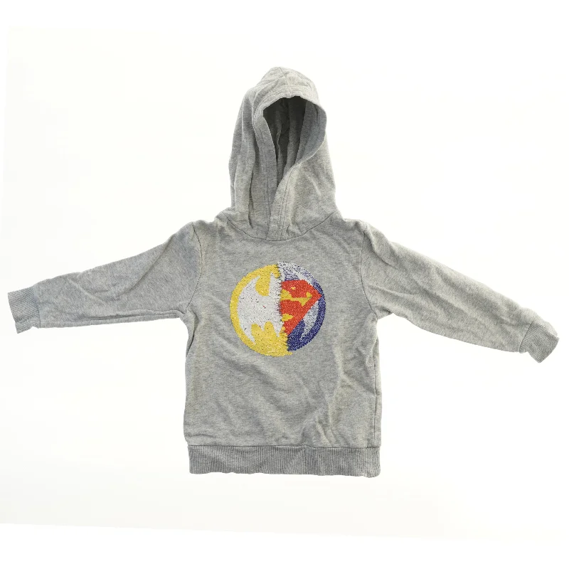 Grå Hættetrøje med Superhelte Motiv fra H&M (str. 110)