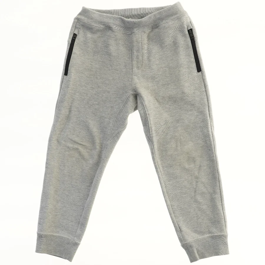 Grå sweatpants med lynlåslommer fra Uniqlo (str. 116)