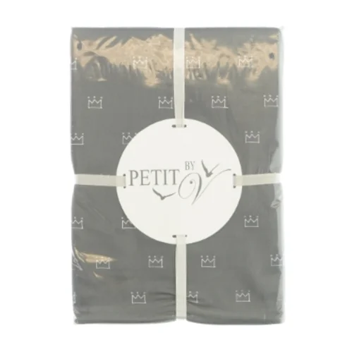 Baby sengetøj fra Petit by V