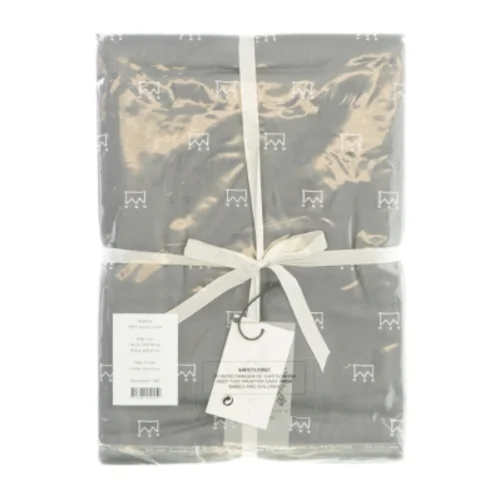 Baby sengetøj fra Petit by V