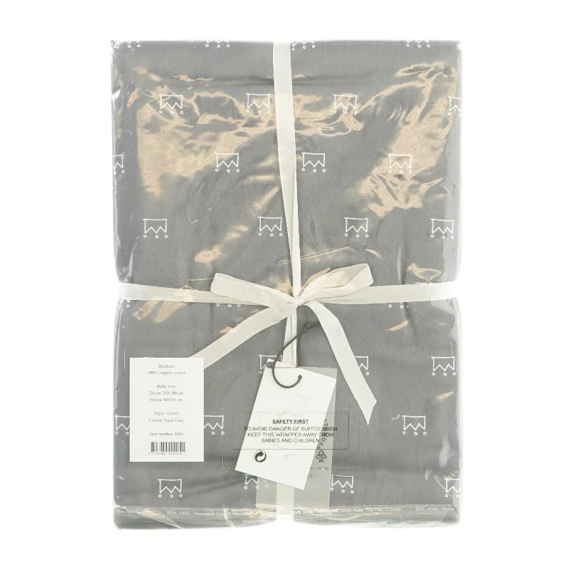 Baby sengetøj fra Petit by V