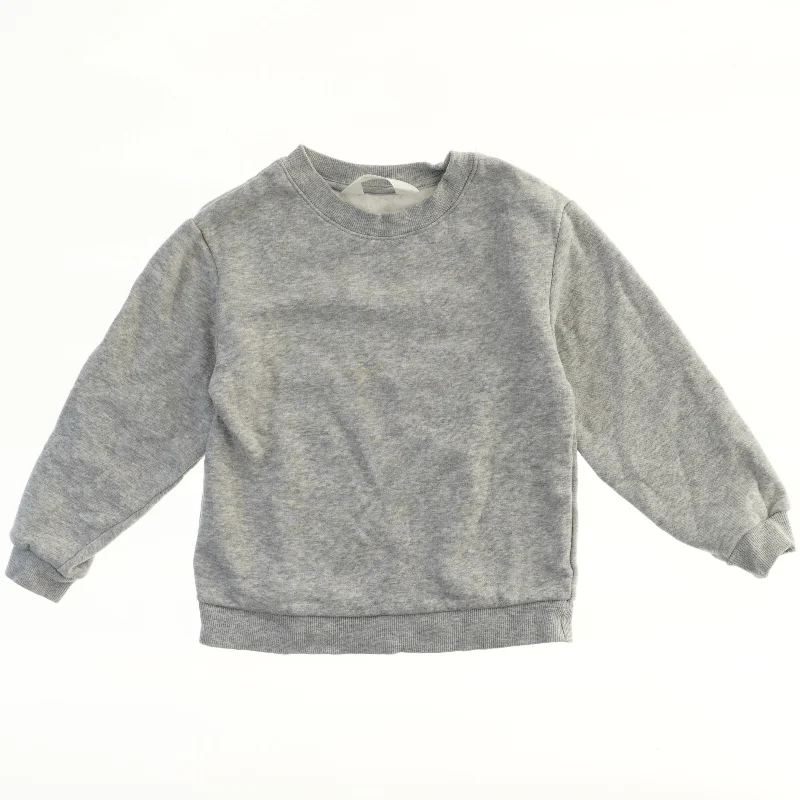 Grå sweatshirt fra H&M (str. 110)