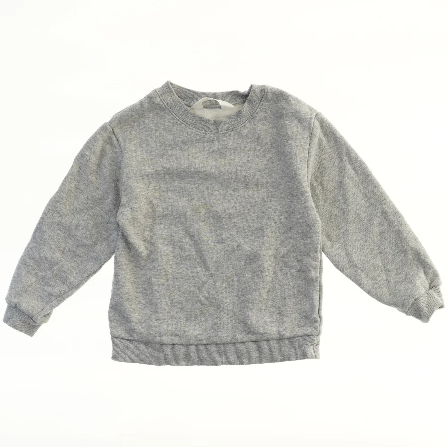 Grå sweatshirt fra H&M (str. 110)