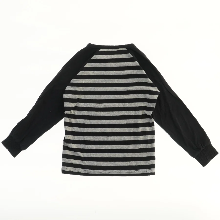 Langærmet stribet bluse fra Danefæ (str. 110)