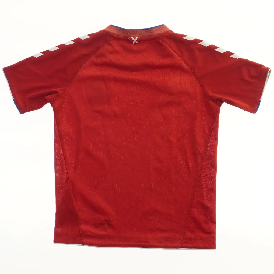 Fodboldtrøje fra Hummel (str. 116)