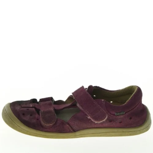 Brugte børnesandaler fra Beda (str. 34)