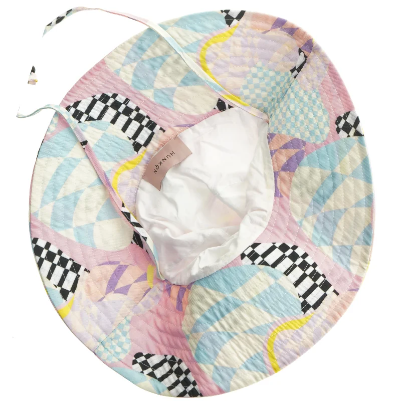 Mønstret solhat fra Hunkøn (str. 168 )