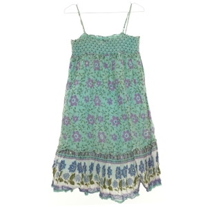 Sommerkjole med stropper fra Gap (str. 122 cm)