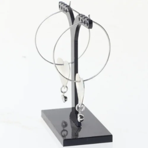 Øreringe med hjerteformet vedhæng (str. Ø 3 cm)