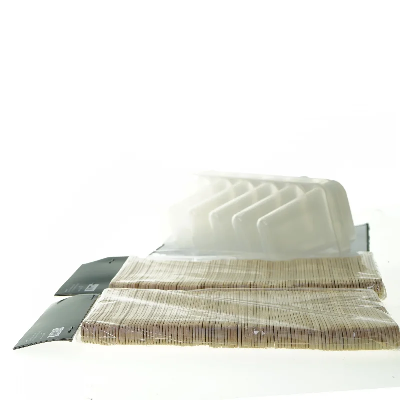 Is kit fra Nicolas Vahe (str. 20 x 5 x 10 cm)