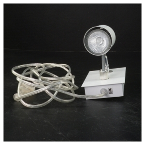 Spotlampe med ledning fra Mark Slöjd (str. 12x11x8 cm)