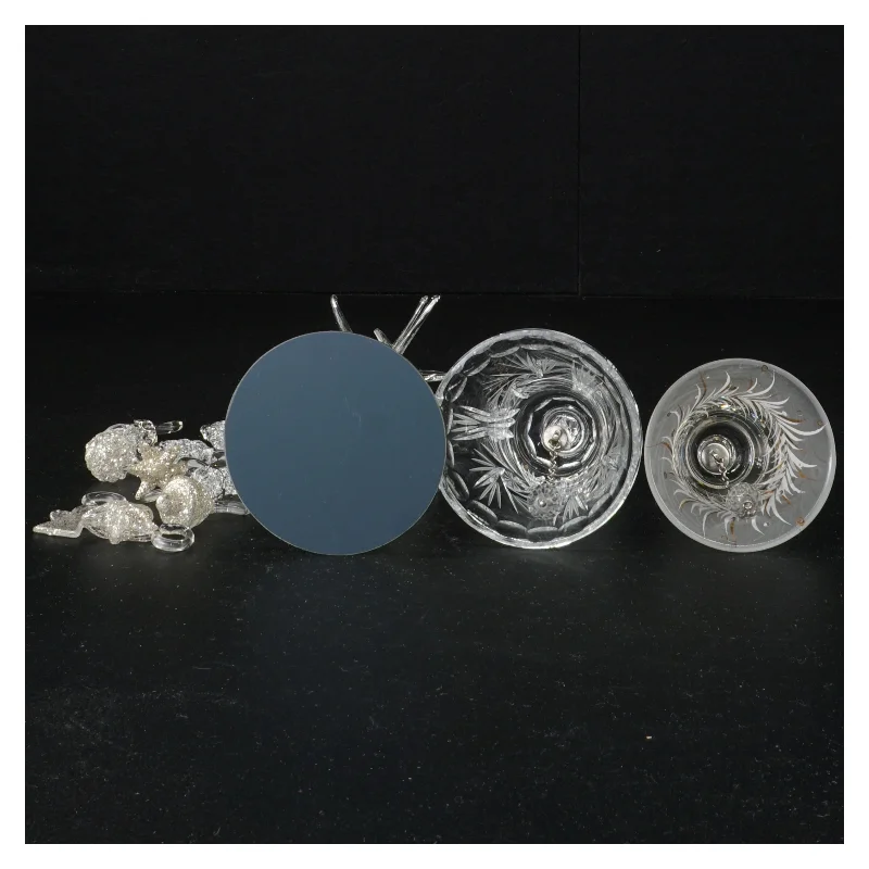 Dekorative Glas Juleklokker og -figurer (str. 8 cm til 16 cm høje)