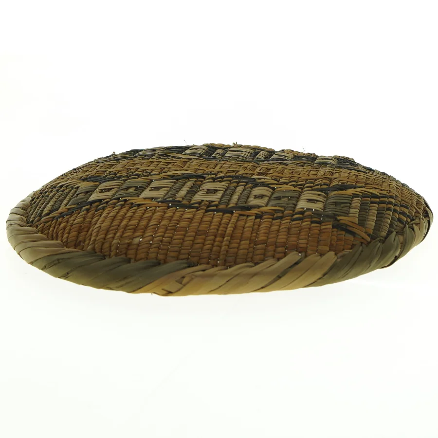 Flettet bakke (str. 27 x 27 cm)