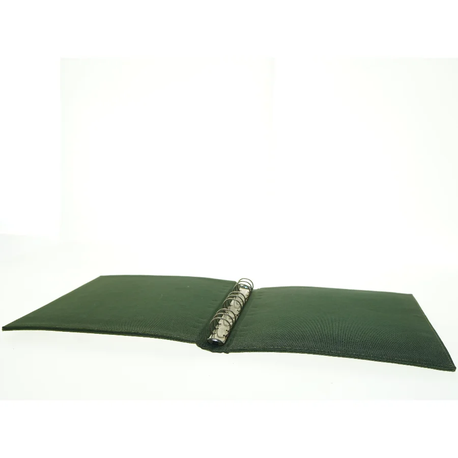 Håndlavet perlebroderet ringbind (str. 30 x 28 cm)