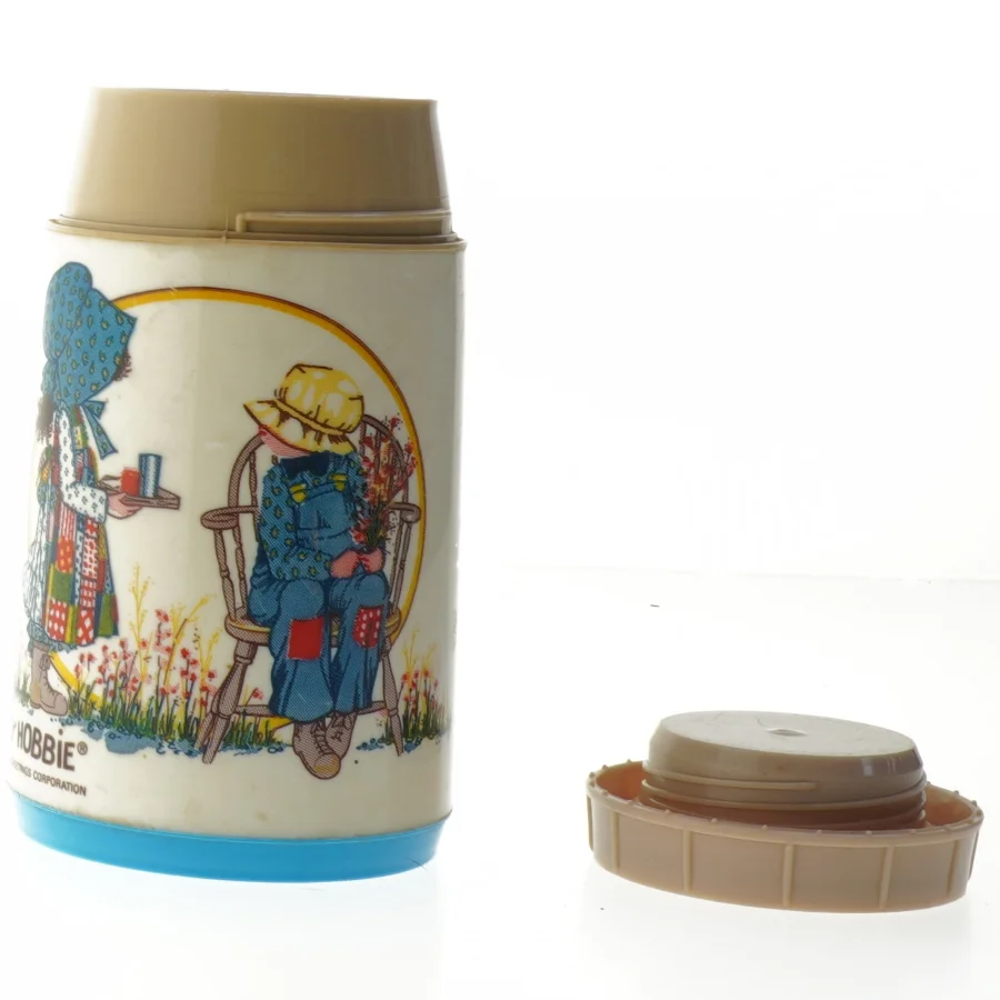 Vintage/retro Holly Hobbie termoflaske fra Aladdin (str. Ø. 7,5 cm. længde. 16,5 cm)