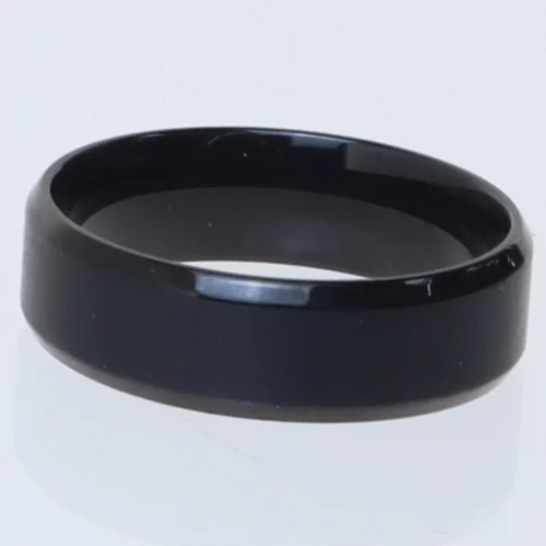 Stor sort ubrugt metal ring (fingerring) (str. 71 mm)