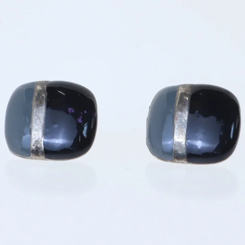 Sorte 80'er eller 90'er ørestikker (str. 15 mm)