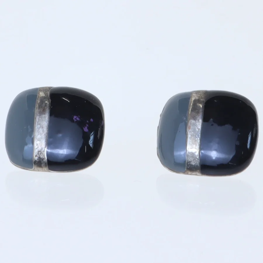 Sorte 80'er eller 90'er ørestikker (str. 15 mm)