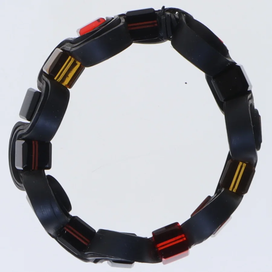 Håndlavet gummi armbånd med farvede sten (str. Ø 7 cm)