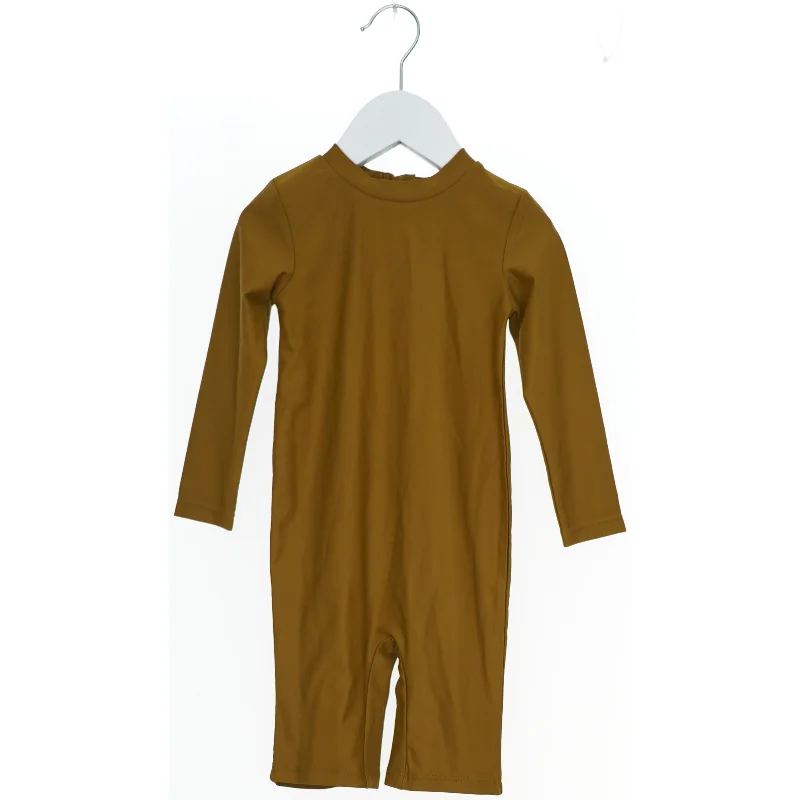 UV-dragt fra Konges Sløjd (str. 86)