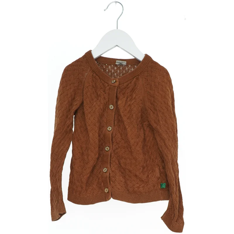 Brun cardigan med knapper fra Freds World (str. 92)