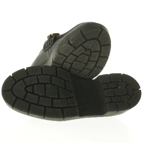 Sort læder loafers med gulddetaljer fra Mng (str. 36 )