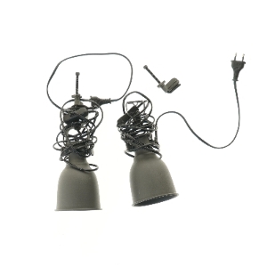 Sort lamper med ledning fra IKEA (str. Ø 11x32 cm)