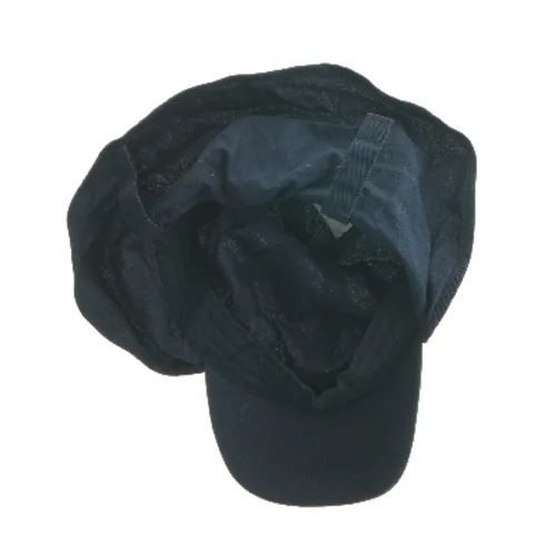 Blå solbeskyttelseshat fra Nordic Lab (str. Ø 19 cm)