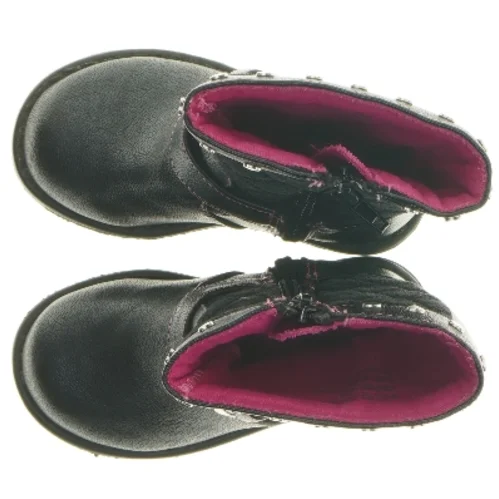 Børnestøvler med hjerter fra Girl (str. 6 )